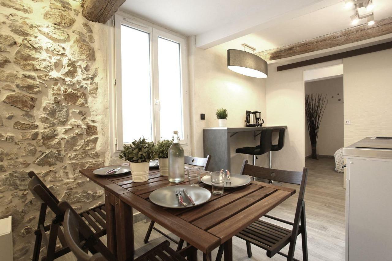 Gregbnb - T2 Ancien Et Moderne - Parking Inclus - 15Min Gare Toulon Exterior photo
